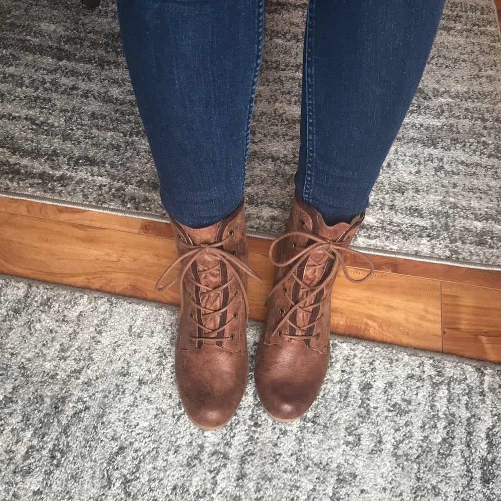 MAURICES high heeled boots
